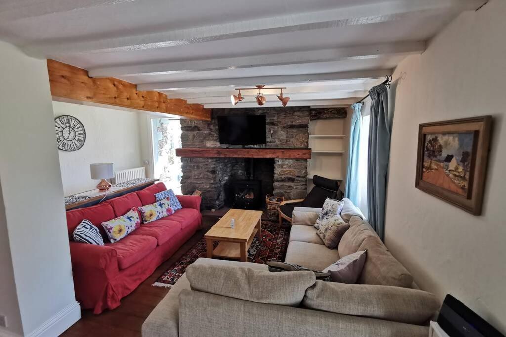 Вілла Cosy, Coastal Retreat With A Large Garden Monreith Екстер'єр фото